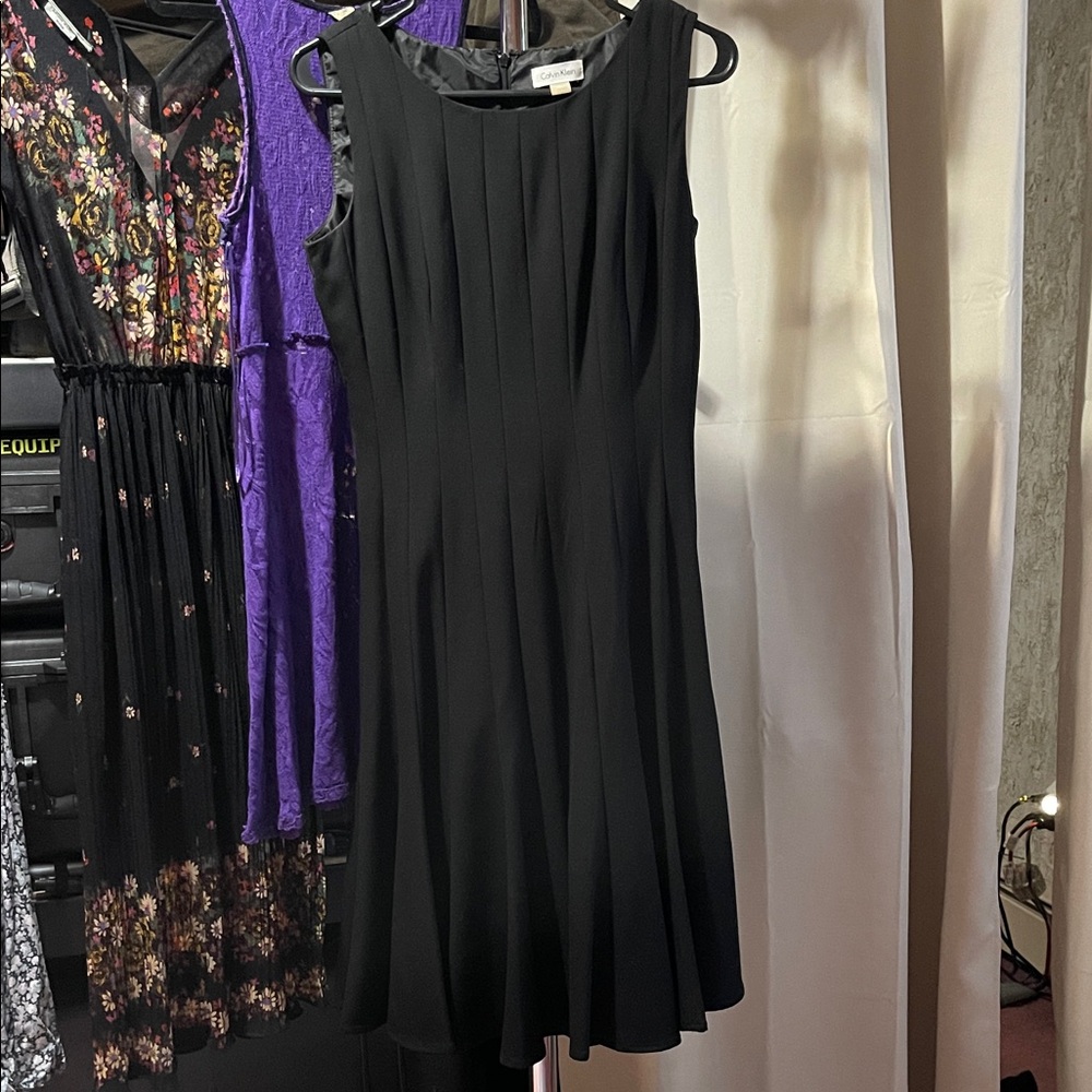 Calvin Klein Paneled Black Sleeveless Dress Size 4